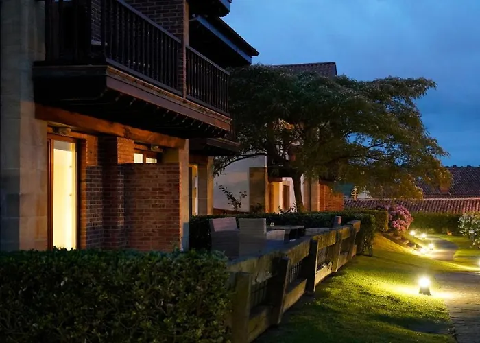 Ciudad De Petra * Сантильяна-дель-Мар