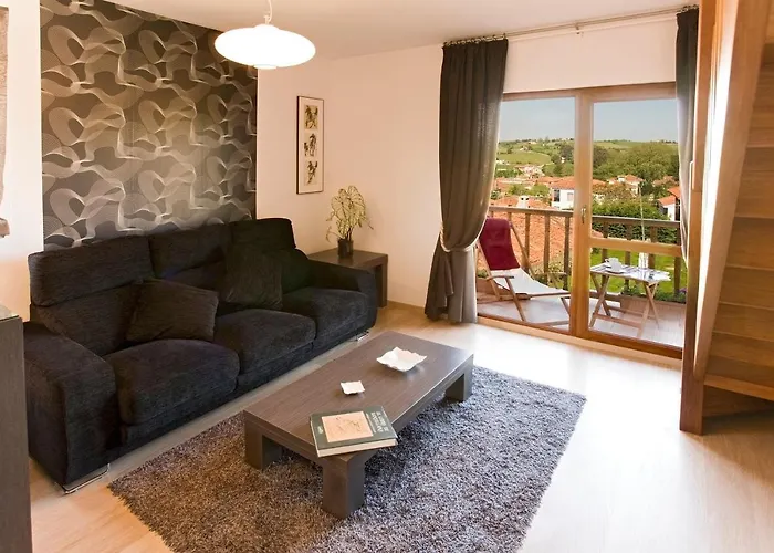 Ciudad De Petra Apartment Santillana del Mar